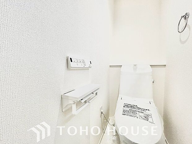 温水洗浄便座は日本が誇るトイレ文化のひとつです。お住まい購入時は新しいトイレで気持ちよく。