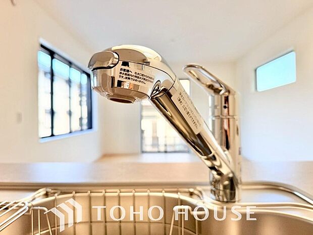 クリアな水が毎日使え、見た目にもスマートな浄水器一体型。お米を炊いたりする際には浄水機能をつかうこともできて、人気の商品です。