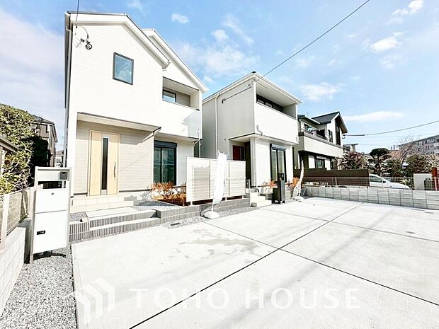 自転車やバイクなど、ゆとりのある敷地で置き場所に困ることはないでしょう。