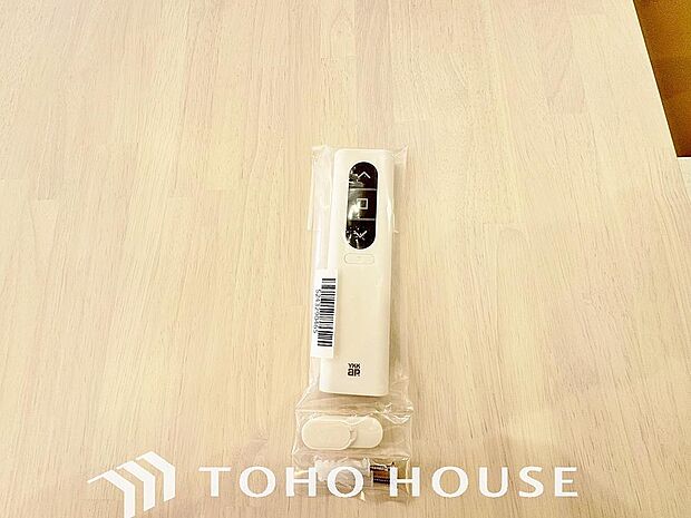 戸建にも防犯機能のシャッターを完備しております。寒い冬でも中から開閉がラクラクな所も便利です。