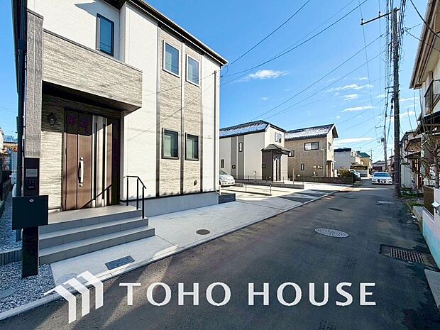 陽光に愛され、家族に包まれた本邸宅は、どんなに月日が経ってもオンリーワンに輝き続けます。