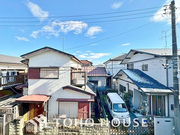 忙しく過ぎゆく日常を置き去るほど、ゆったりした時間が流れる住環境です。