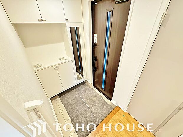 ダウンライトを使用しお洒落に演出。帰りたくなる家をテーマに設計。いつも「人」と「家」の間に・・・。