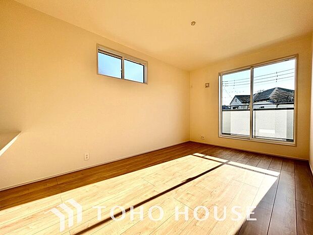 暖色系の照明は、心理的にも落ち着きを得られやすいそうです。