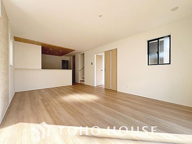 家は、ただ生活する場ではなく、笑顔の毎日、安らぎの日々のために、暮らしを愉しく、快適にする場所。