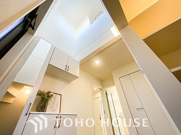 この場所には「希望」と「優越」で包み込んでくれる「特別」な空間があります。