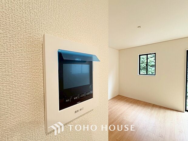 「見える安心」をカタチにしました。誰が来てもわかる様にモニター付きインターホンを設置。