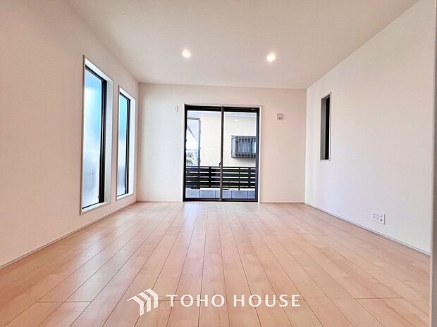 家は、ただ生活する場ではなく、笑顔の毎日、安らぎの日々のために、暮らしを愉しく、快適にする場所。