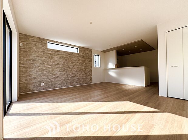 ここにはみんなが集い、食事と楽しい会話が始まる。そんな幸せを感じさせてくれる場所でありたい。