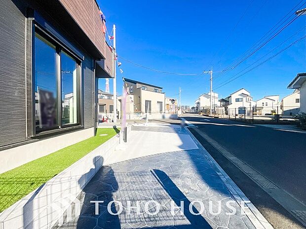 自転車やバイクなど、ゆとりのある敷地で置き場所に困ることはないでしょう。