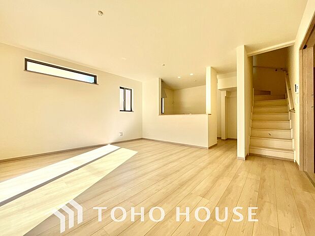 作り手の「気持ちの良いリビングでお過ごししていただきたい」という思いを感じさせます。