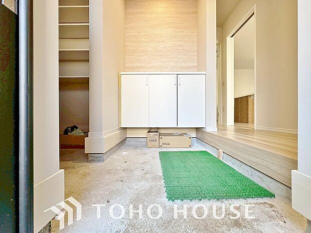 清潔感が溢れ、訪れる者すべてを「安らぎ」と「充実」で包み込みます。