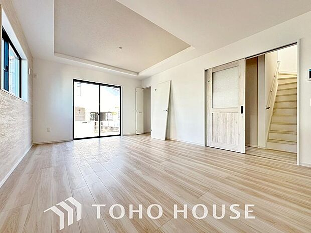 家は、ただ生活する場ではなく、笑顔の毎日、安らぎの日々のために、暮らしを愉しく、快適にする場所。