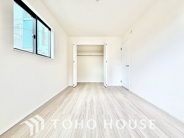 暖色系の照明は、心理的にも落ち着きを得られやすいそうです。