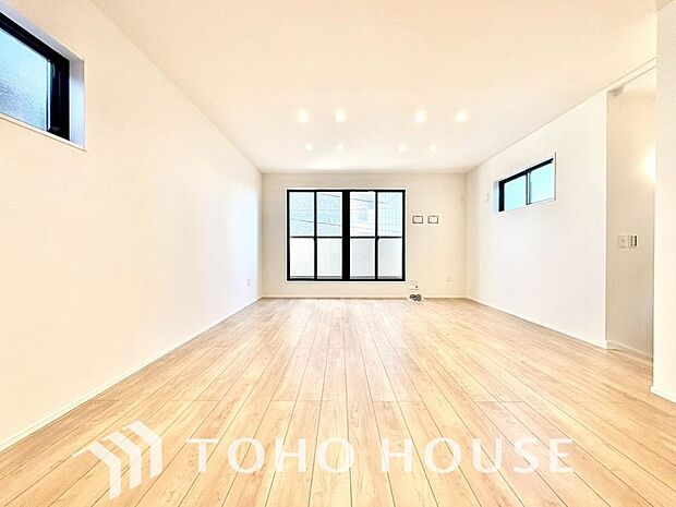 家は、ただ生活する場ではなく、笑顔の毎日、安らぎの日々のために、暮らしを愉しく、快適にする場所。