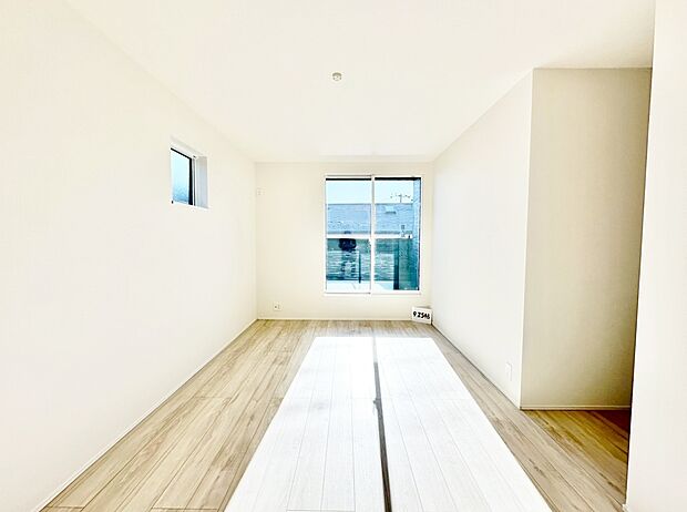 暖色系の照明は、心理的にも落ち着きを得られやすいそうです。