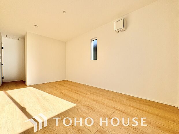 心と体をゆったりと安らげる主寝室。寝室のゆとりが大きい分だけ、暮らしの安らぎは深まります。