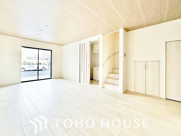 空気感という居心地の良いＢＧＭは、暮らしのステージを彩り、心からのやすらぎと満足感を与えてくれます。