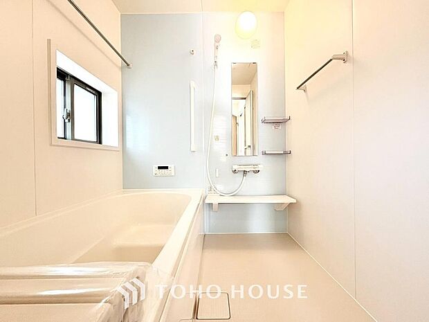 心地よいバスタイムを演出する浴室はゆとりあるサイズを採用。