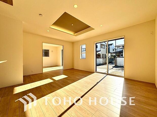 造りこんだ空間演出の妙が生み出す光と質のハーモニーはこの住宅のクオリティの良さを実感させてくれます。