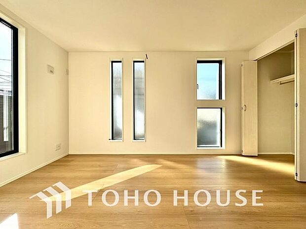 生活感を感じない空間では落ち着く事はできません。絶妙な雰囲気、配色、素材感を意識してコーディネート。