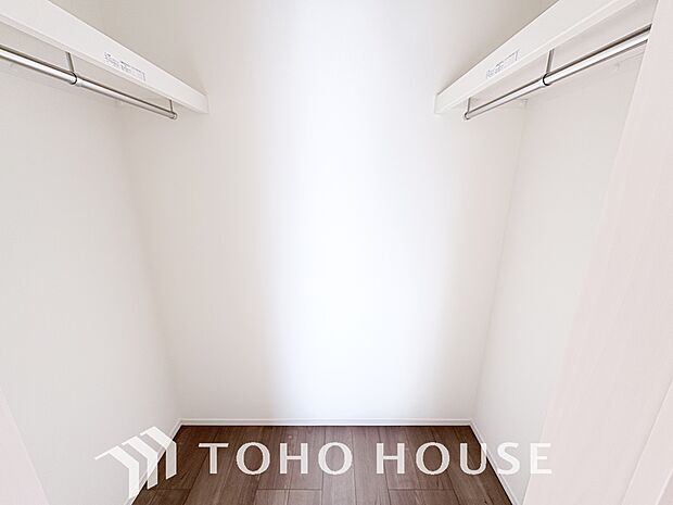 たっぷりと荷物が入るよう、ウォークインクローゼットを完備いたしました。