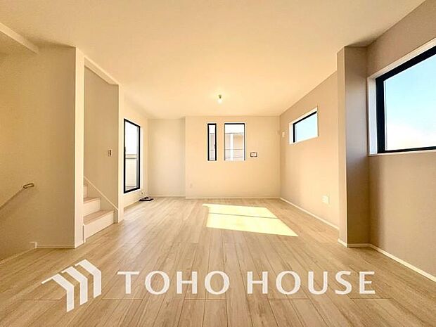 家は、ただ生活する場ではなく、笑顔の毎日、安らぎの日々のために、暮らしを愉しく、快適にする場所。