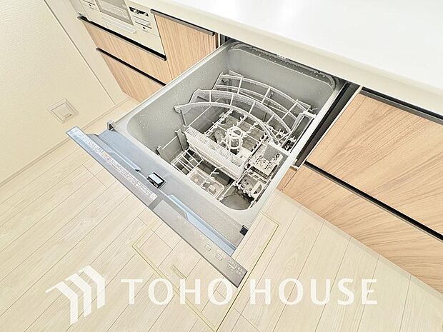 浴室乾燥機を新規設置。暖房機能も付いているので冬場のヒートショックを防ぐとして注目されています。