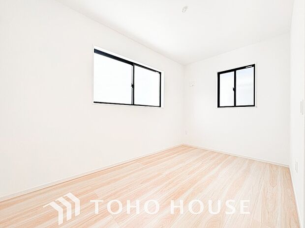 生活感を感じない空間では落ち着く事はできません。絶妙な雰囲気、配色、素材感を意識してコーディネート。