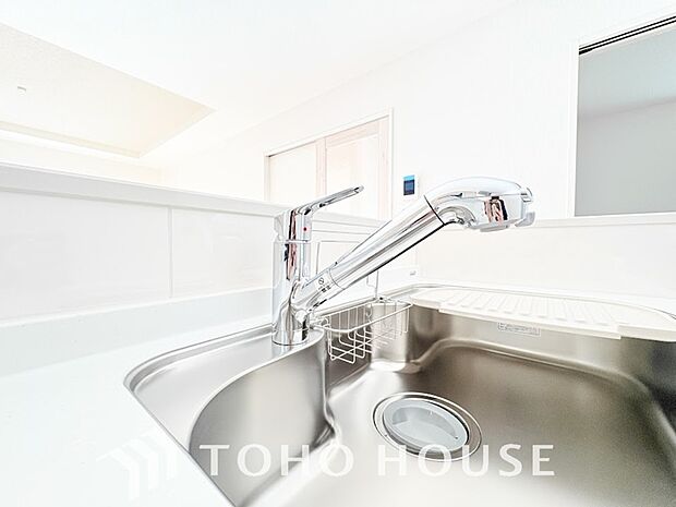 クリアな水が毎日使え、見た目にもスマートな浄水器一体型。お米を炊いたりする際には浄水機能をつかうこともできて、人気の商品です。