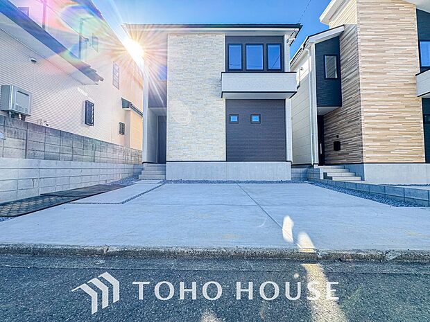 自転車やバイクなど、ゆとりのある敷地で置き場所に困ることはないでしょう。