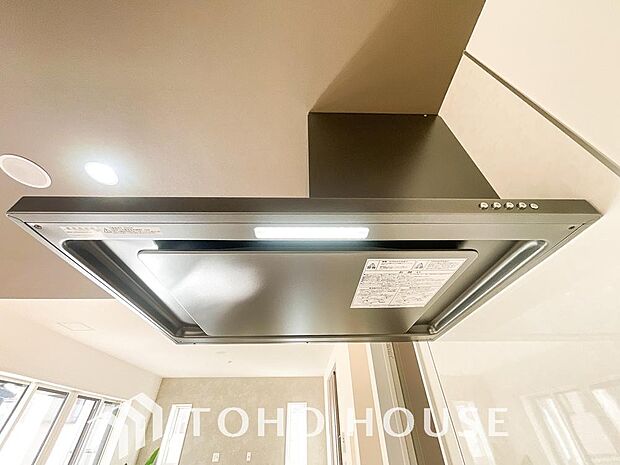 そのスタイリッシュな見た目からインテリアの一部としてもデザイン性が重視されてます。掃除のし易さも◎。