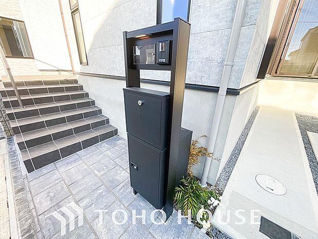 宅配物の受け取りが困難な共働き世帯や、ネットショッピング等をよく利用する方には便利な宅配ボックス。