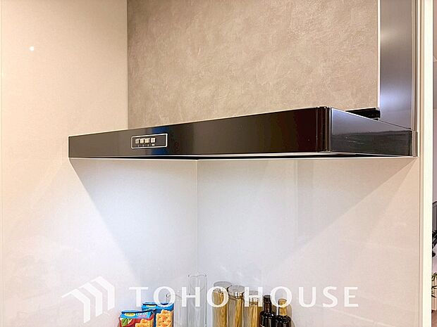 そのスタイリッシュな見た目からインテリアの一部としてもデザイン性が重視されてます。掃除のし易さも◎。