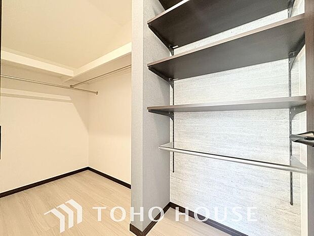 たっぷりと荷物が入るよう、ウォークインクローゼットを完備いたしました。