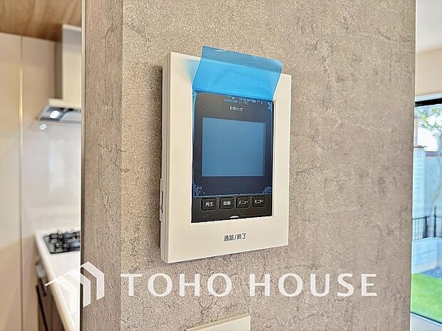 「見える安心」を実現するために、誰が訪れてもすぐにわかるようモニター付きインターホンを設置しました。