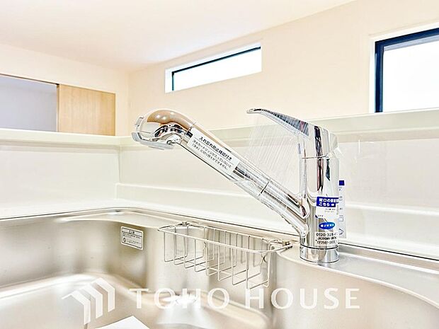 クリアな水が毎日使え、見た目にもスマートな浄水器一体型。お米を炊いたりする際には浄水機能をつかうこともできて、人気の商品です。