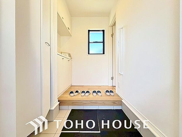 清潔感が溢れ、訪れる者すべてを「安らぎ」と「充実」で包み込みます。