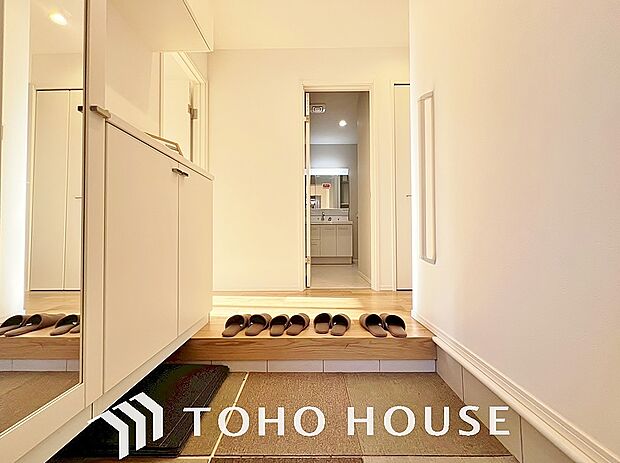 清潔感が溢れ、訪れる者すべてを「安らぎ」と「充実」で包み込みます。