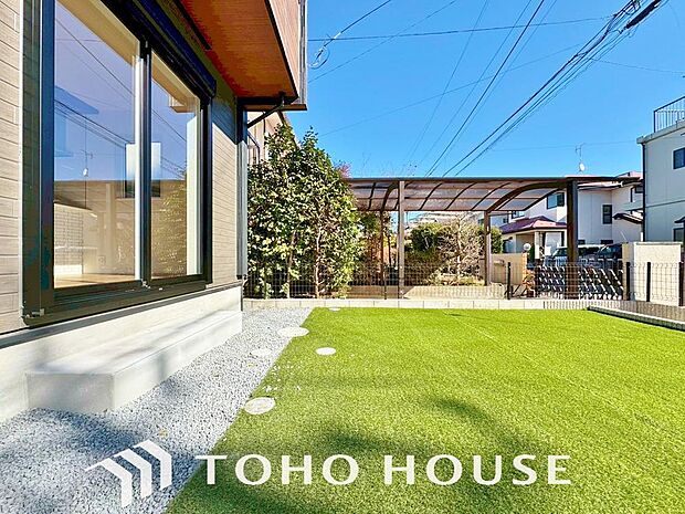 日当たりも良く、家庭菜園や植栽を育てるのに適したお庭はこれからの生活に緑という癒しを与えてくれます。