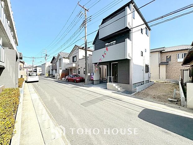 陽光に愛され、家族に包まれた本邸宅は、どんなに月日が経っても【オンリーワン】に輝き続けます。