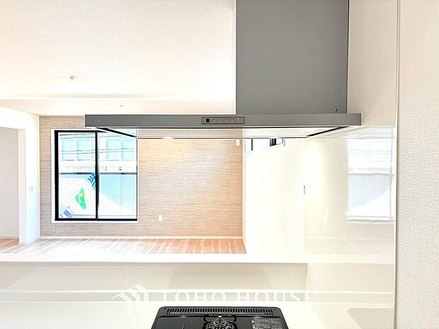 そのスタイリッシュな見た目からインテリアの一部としてもデザイン性が重視されてます。掃除のし易さも◎。