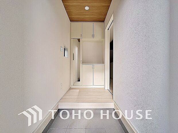 清潔感が溢れ、訪れる者すべてを「安らぎ」と「充実」で包み込みます。