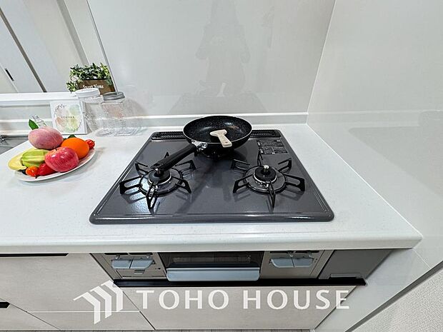 毎日料理をする、料理が好き、家族が多くて量を作る必要がある、等の方々にとっては必須の3口コンロ。