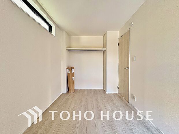 お子様の心と身体を見守る子供部屋として、小さな自立心を育むお部屋作りを見越してご覧下さい。