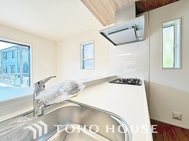 クリアな水が毎日使え、見た目にもスマートな浄水器一体型。お米を炊いたりする際には浄水機能をつかうこともできて、人気の商品です。