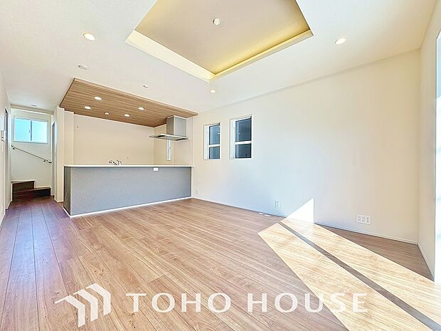 作り手の「気持ちの良いリビングでお過ごししていただきたい」という思いを感じさせます。