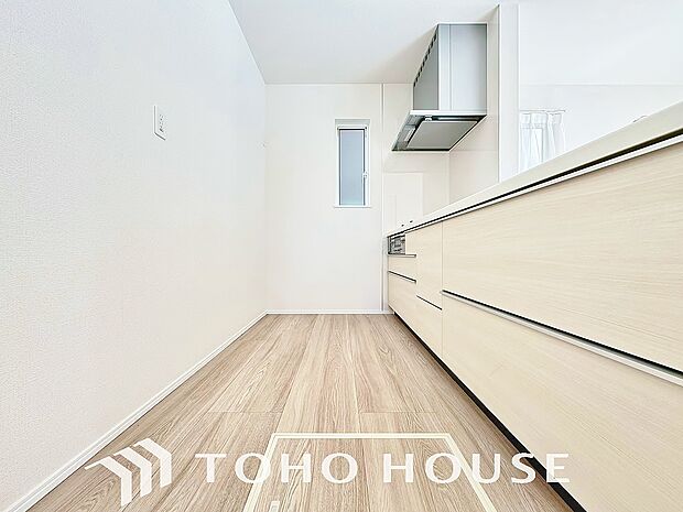 広々としたキッチンスペースで快適に作業ができると、毎日のお料理もより一層楽しく取り組めそうですね。