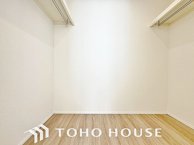 たっぷりと荷物を入るよう広々としたウォークインクローゼットを完備、使い勝手の良さを追求しております。