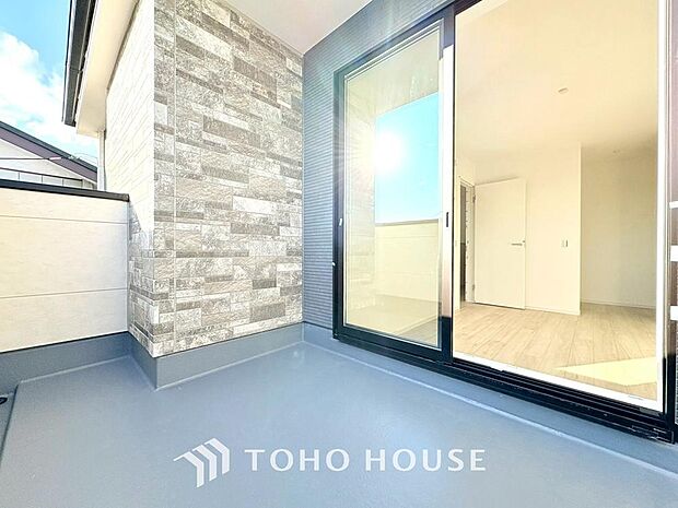 生活感を感じない空間では落ち着く事はできません。絶妙な雰囲気、配色、素材感を意識してコーディネート。